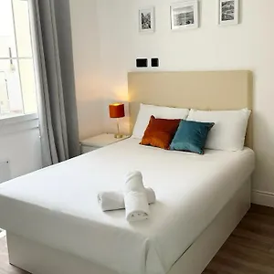 Central Penthouse Double Ensuite - Grand Central House Apartment