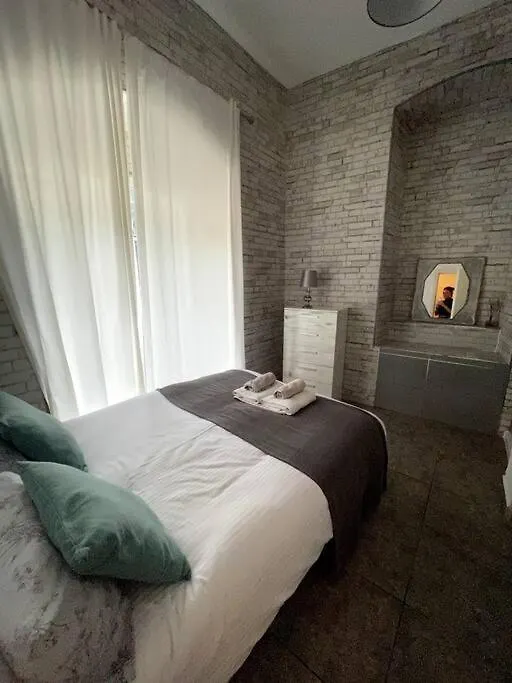 ジブラルタルCharming 1Br Just Off Main Street Prime Locationアパートメント ジブラルタル